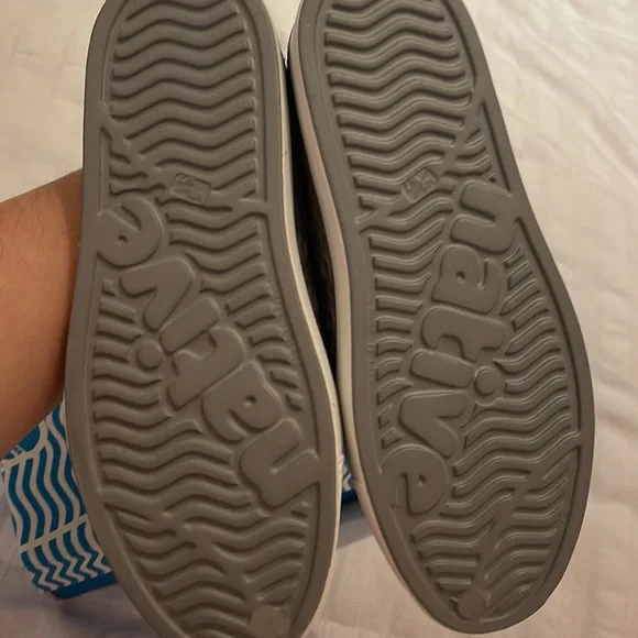 NEW Native Waterproof Shoes Unisex Size M 5/W 7 - Picture 4 of 6